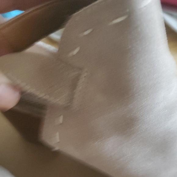 FRYE & CO Elegant Tan Women's Shoes - Picture 7 of 11